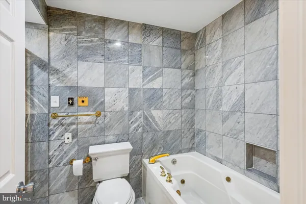 $366,900 | 3801 Canterbury Road, Unit 404, Baltimore, MD 21218