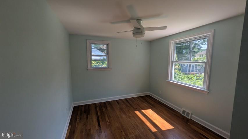 22 West Dale Road Wilmington, DE 19810 - Photo 14 of 24 Bright and airy room with natural light.