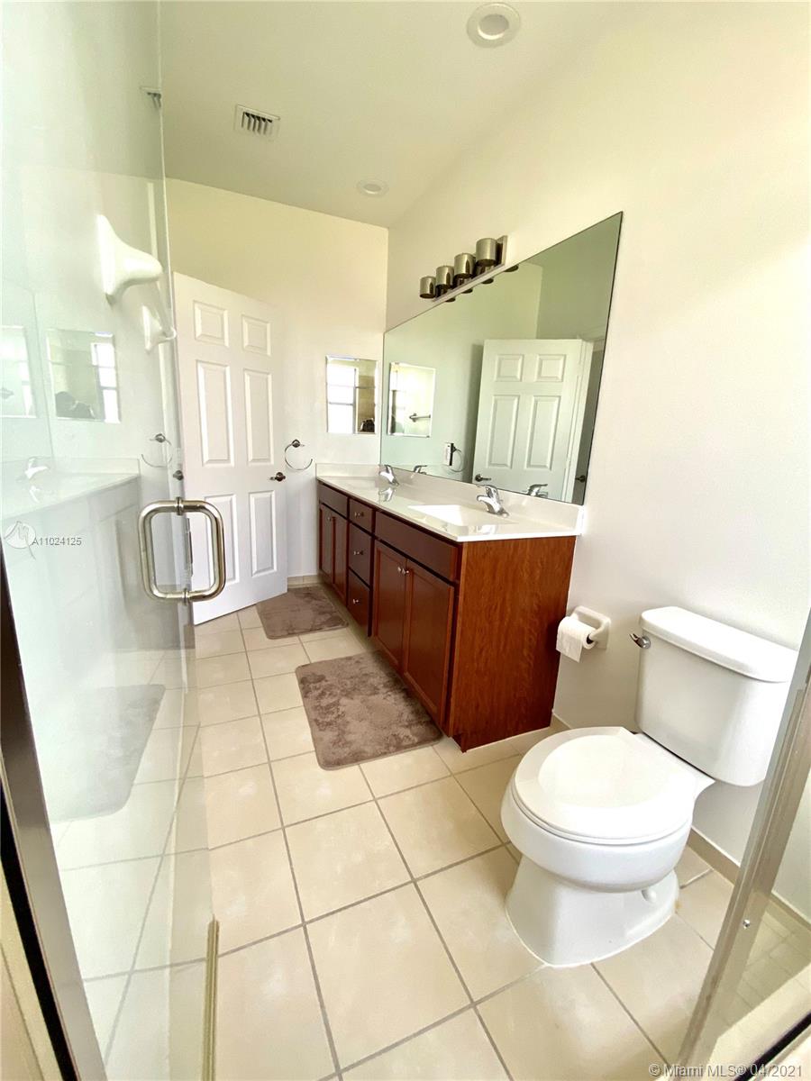 3317 West 94th Terrace Hialeah, FL 33018 - Photo 22 of 52