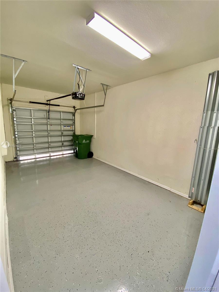 3317 West 94th Terrace Hialeah, FL 33018 - Photo 33 of 52