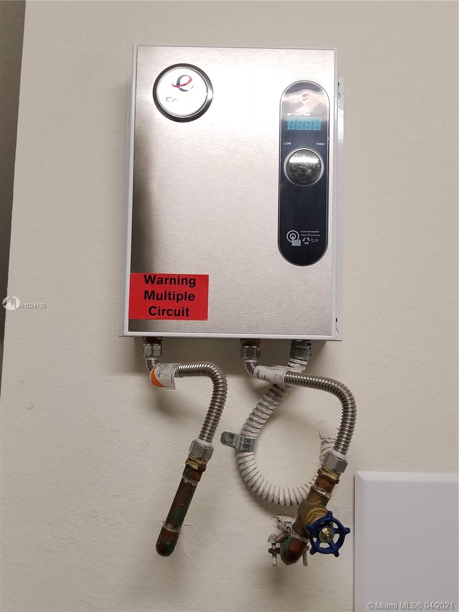 3317 West 94th Terrace Hialeah, FL 33018 - Photo 34 of 52