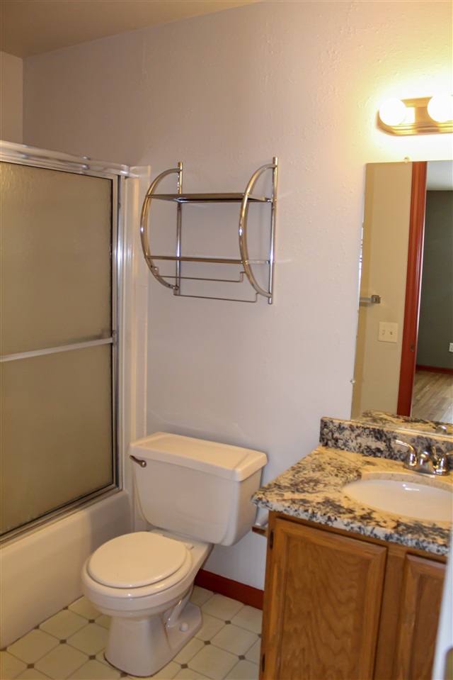 67321 Van Dyke Road Washington, MI 48095 - Photo 18 of 25 50031472-17.JPG