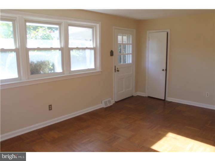 113 Valley View Road East Norriton, PA 19401 - Photo 11 of 19 Living Room