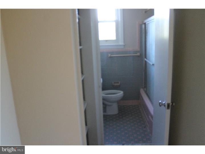 113 Valley View Road East Norriton, PA 19401 - Photo 18 of 19 Bathroom