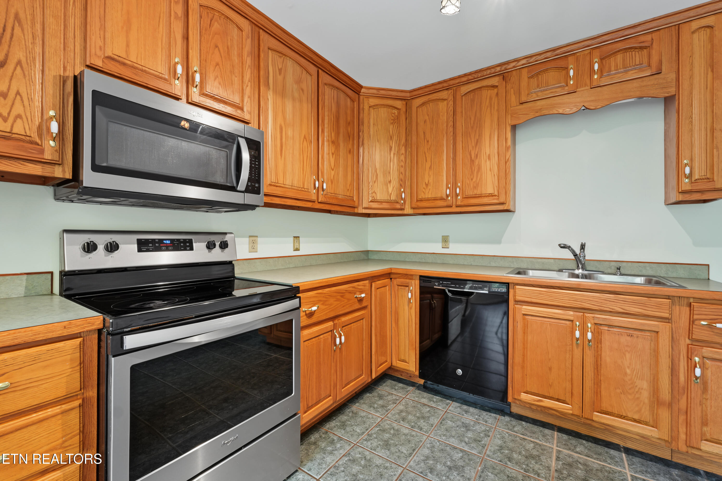 7712 Berry Williams Road Townsend, TN 37882 - Photo 11 of 28 DSC03802-2