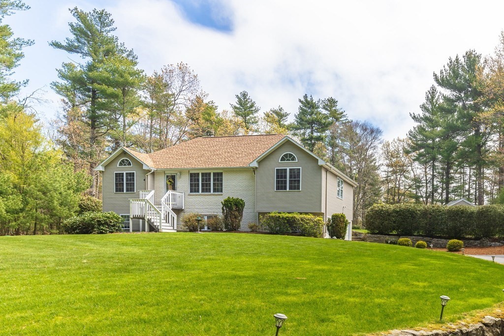 4 Rebecca Road Assonet, MA 02702 - Photo 1 of 26