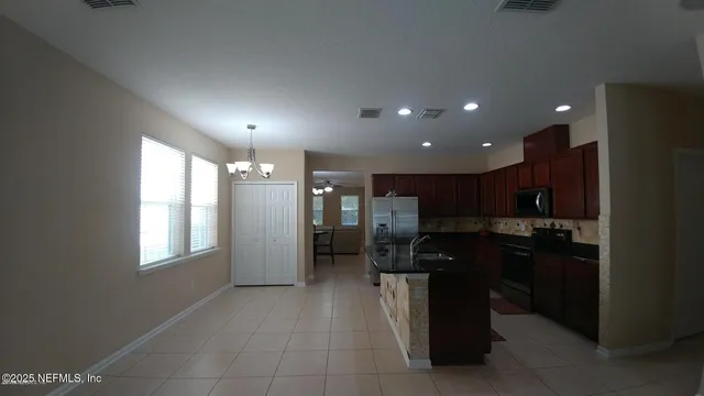 $2,400 | 12192 Chaseborough Way, Jacksonville, FL 32258