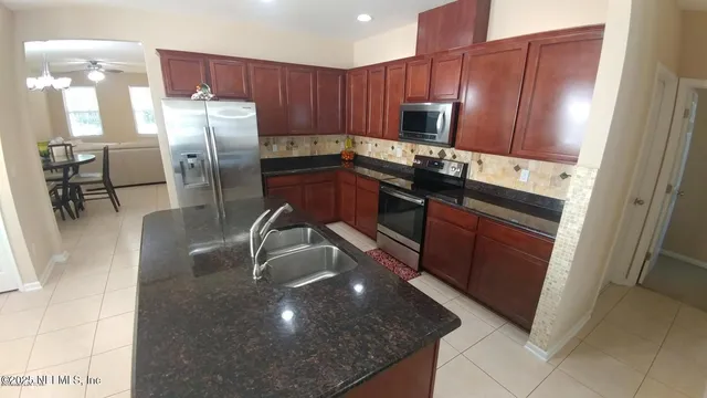 $2,400 | 12192 Chaseborough Way, Jacksonville, FL 32258