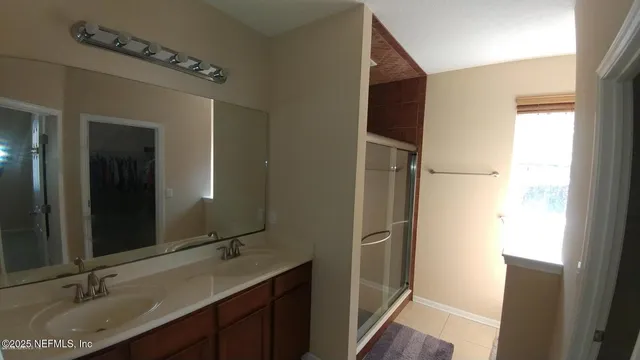 $2,400 | 12192 Chaseborough Way, Jacksonville, FL 32258