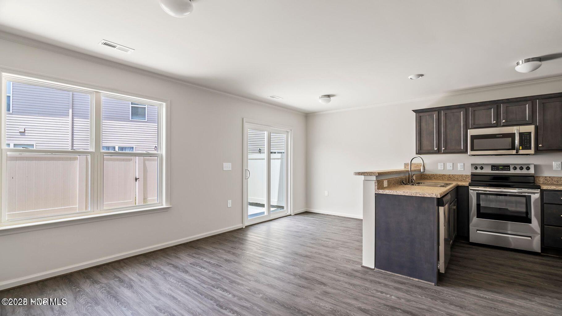 317 Glenellen Loop Road Midway Park, NC 28544 - Photo 2 of 11 original (6)