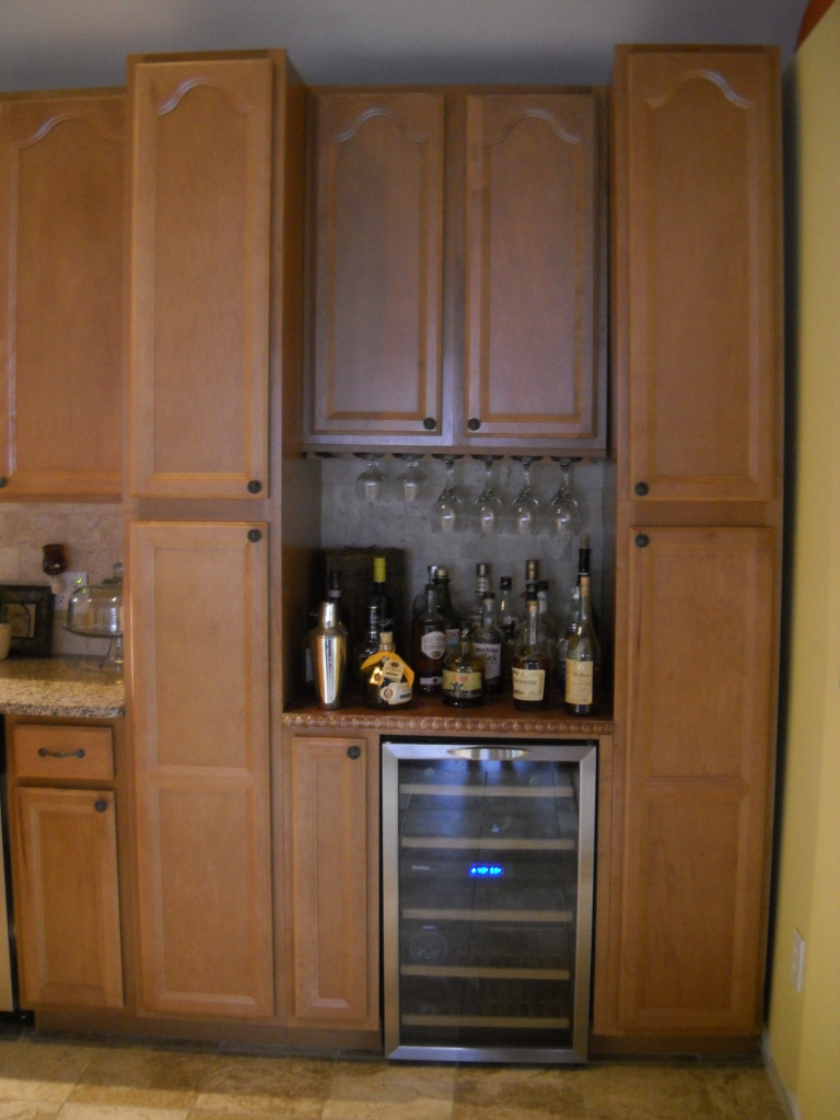 3931 Gordon Road Big Pine Key, FL 33043 - Photo 24 of 47 wine cooler/bar