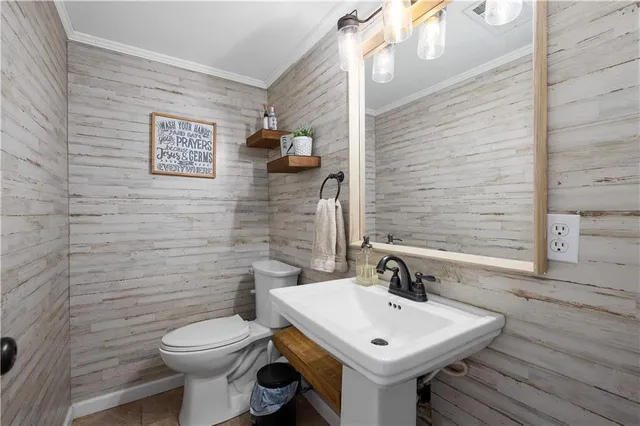 $269,000 | 1129 Holloman Street, Olla, LA 71465