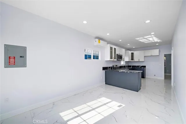 $1,749,000 | 14712 Newland Street, Midway City, CA 92655