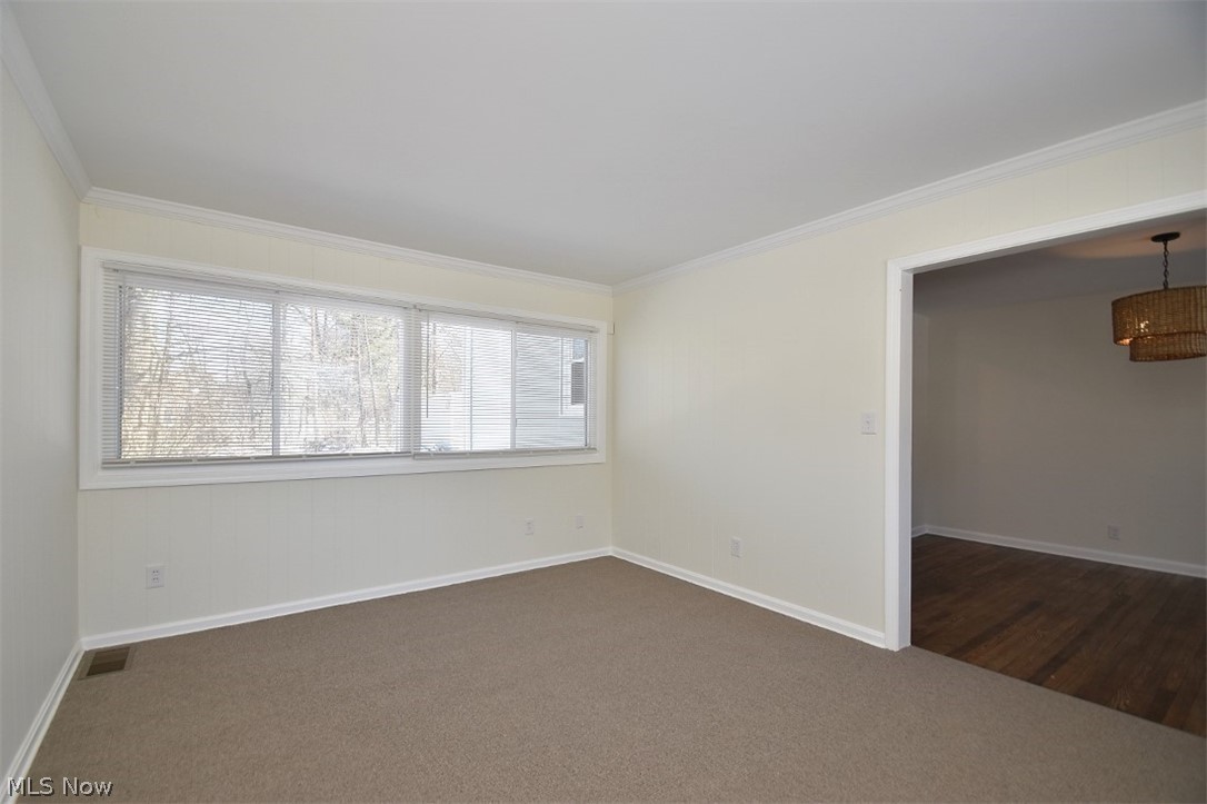 1345 Dorsh Road Cleveland, OH 44121 - Photo 10 of 34 Gallery Image 10
