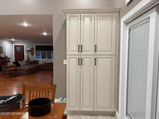 $865,000 | 11 Chestnut Ridge Road, Holmdel, NJ 07733