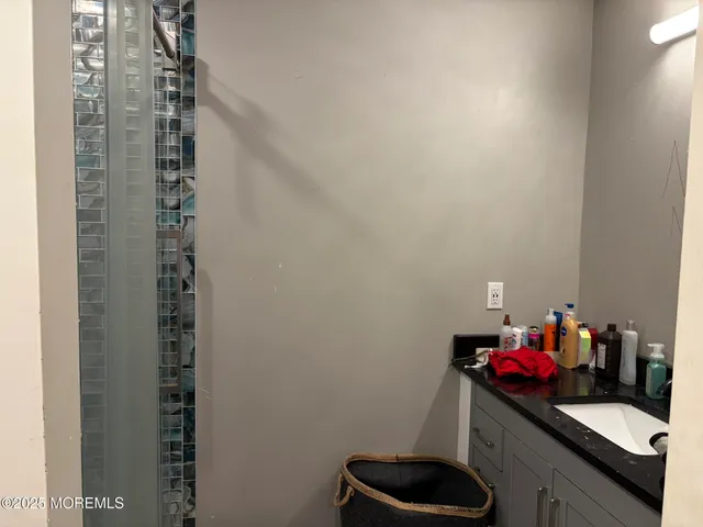 $865,000 | 11 Chestnut Ridge Road, Holmdel, NJ 07733