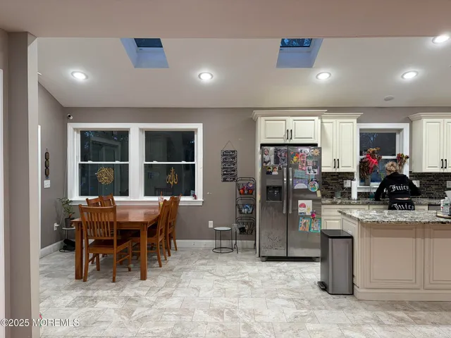 $865,000 | 11 Chestnut Ridge Road, Holmdel, NJ 07733