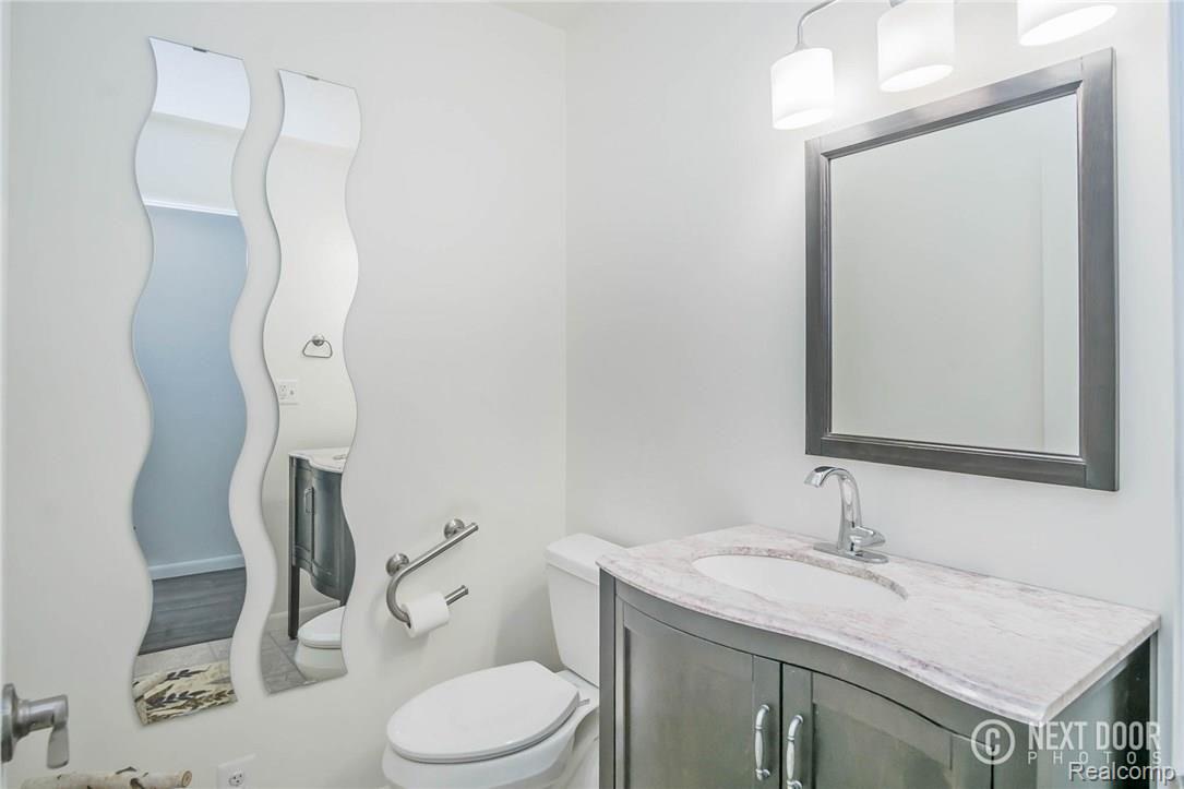 3162 Old Lange Road Howell, MI 48843 - Photo 15 of 56 First Floor Half Bath