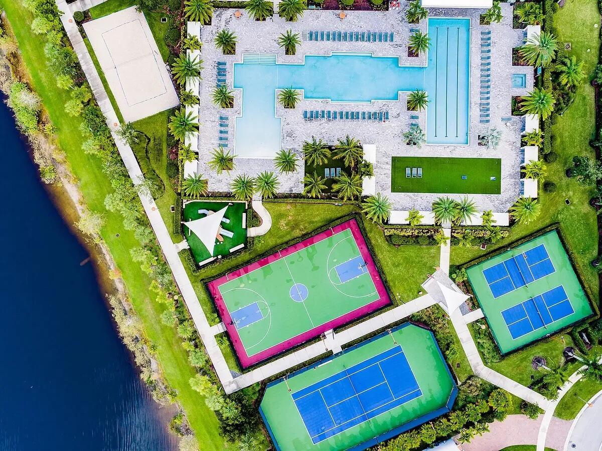 13197 Alton Road Palm Beach Gardens, FL 33418 - Photo 40 of 44 Aerial view pool and tennis courts