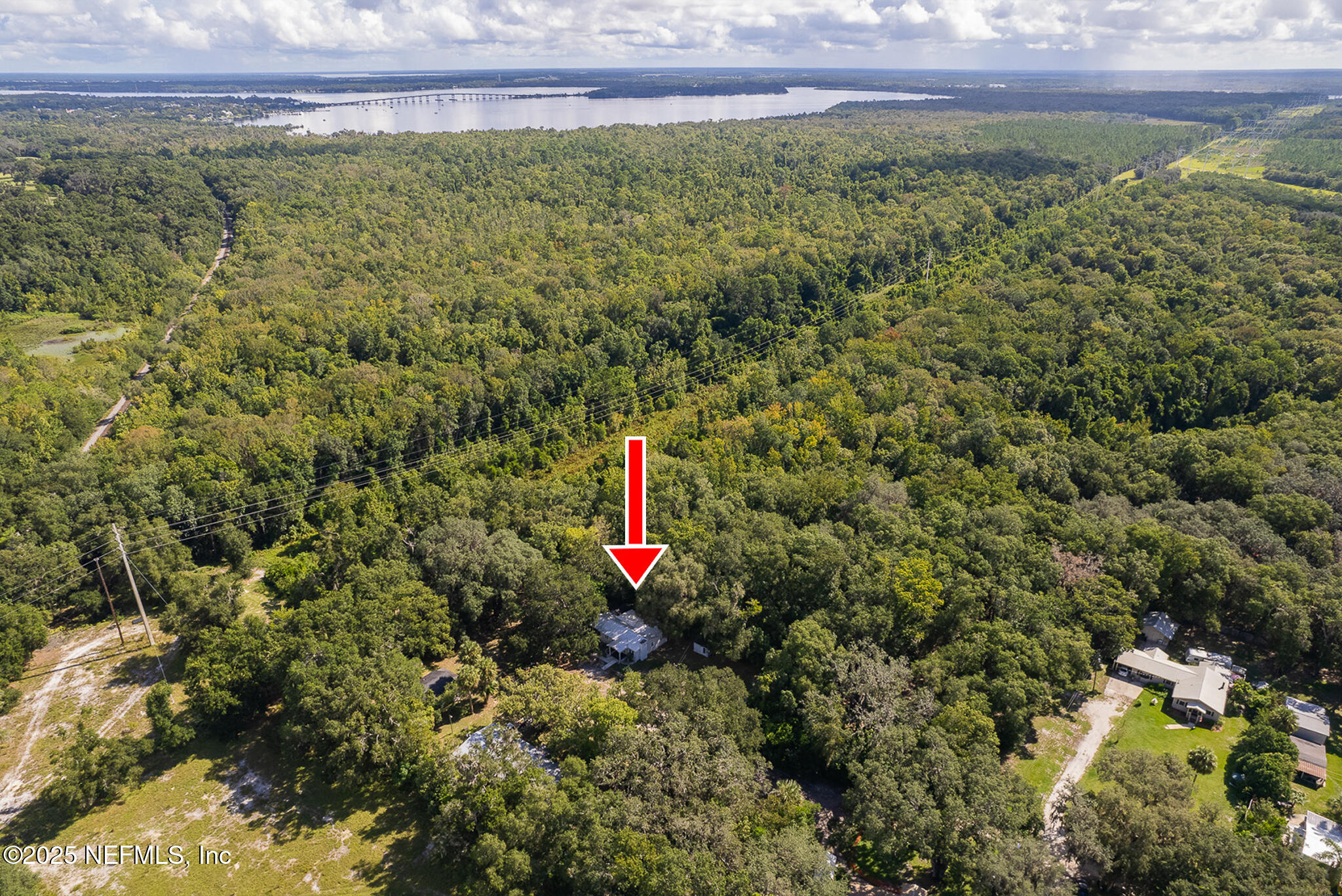 128 Devils Elbow Palatka, FL 32177 - Photo 30 of 38 a view of a outdoor space and a yard