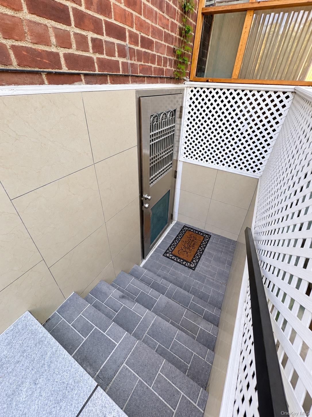 160-06 75th Road, Unit 3 Queens, NY 11366 - Photo 2 of 6 Gallery Image 2