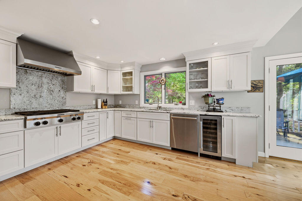 76 Upper Marsh Road Wellfleet, MA 02667 - Photo 15 of 44 76_upper_Marsh_Finals_012