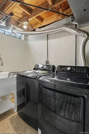 $2,100 | 29640 Marshall Street, Southfield, MI 48076