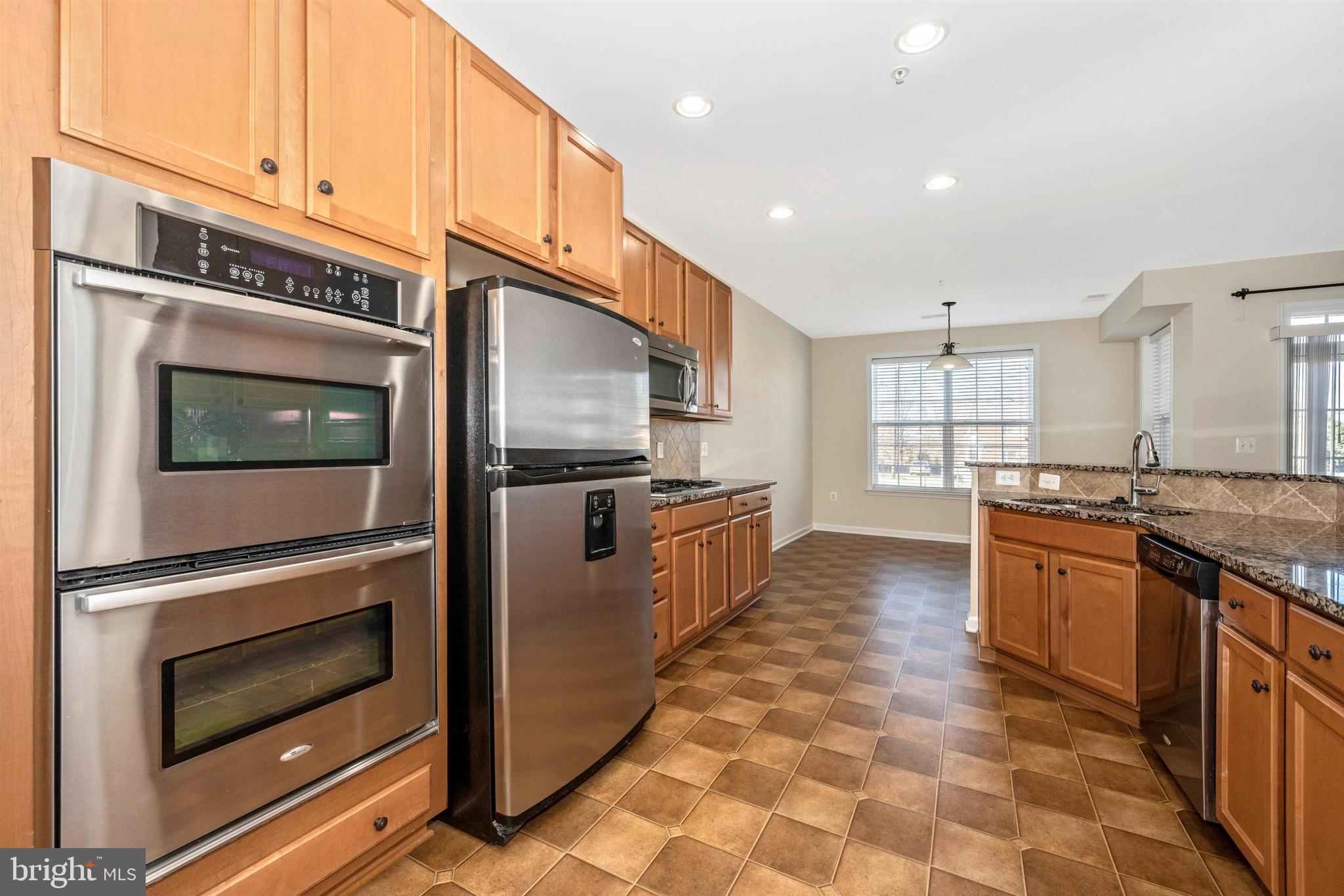 11525 Georgia Avenue Silver Spring, MD 20902 - Photo 20 of 44 KITCHEN