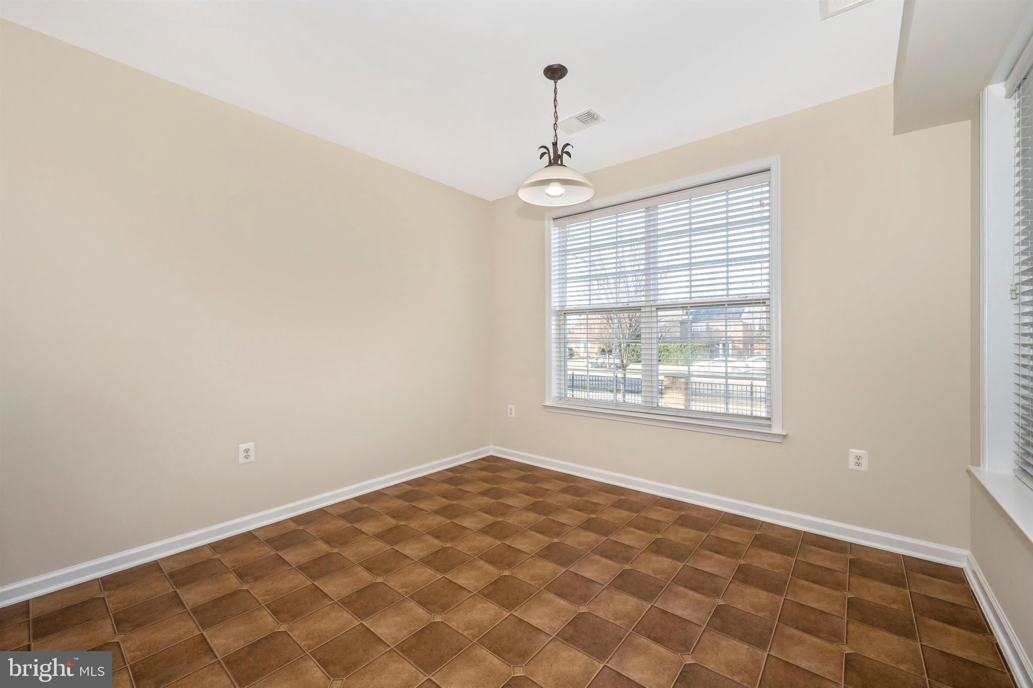 11525 Georgia Avenue Silver Spring, MD 20902 - Photo 26 of 44 TABLE SPACE KITCHEN