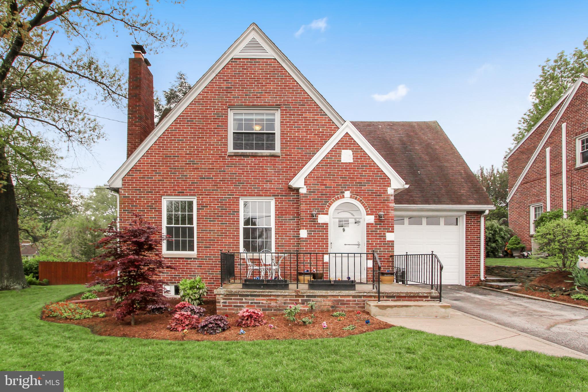 960 Grandview Road York, PA 17403 - Photo 1 of 26 Gallery Image 1
