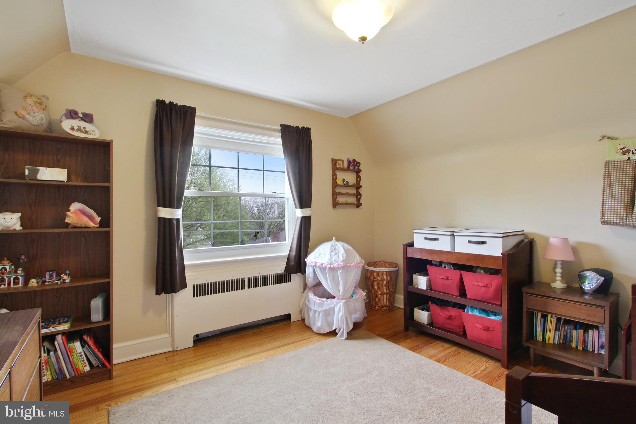 960 Grandview Road York, PA 17403 - Photo 13 of 26 Gallery Image 13