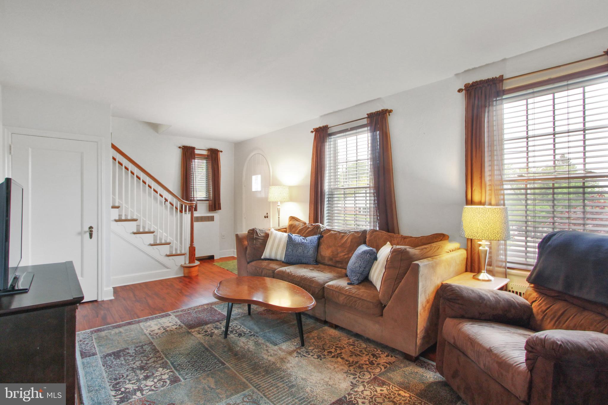 960 Grandview Road York, PA 17403 - Photo 4 of 26 Gallery Image 4