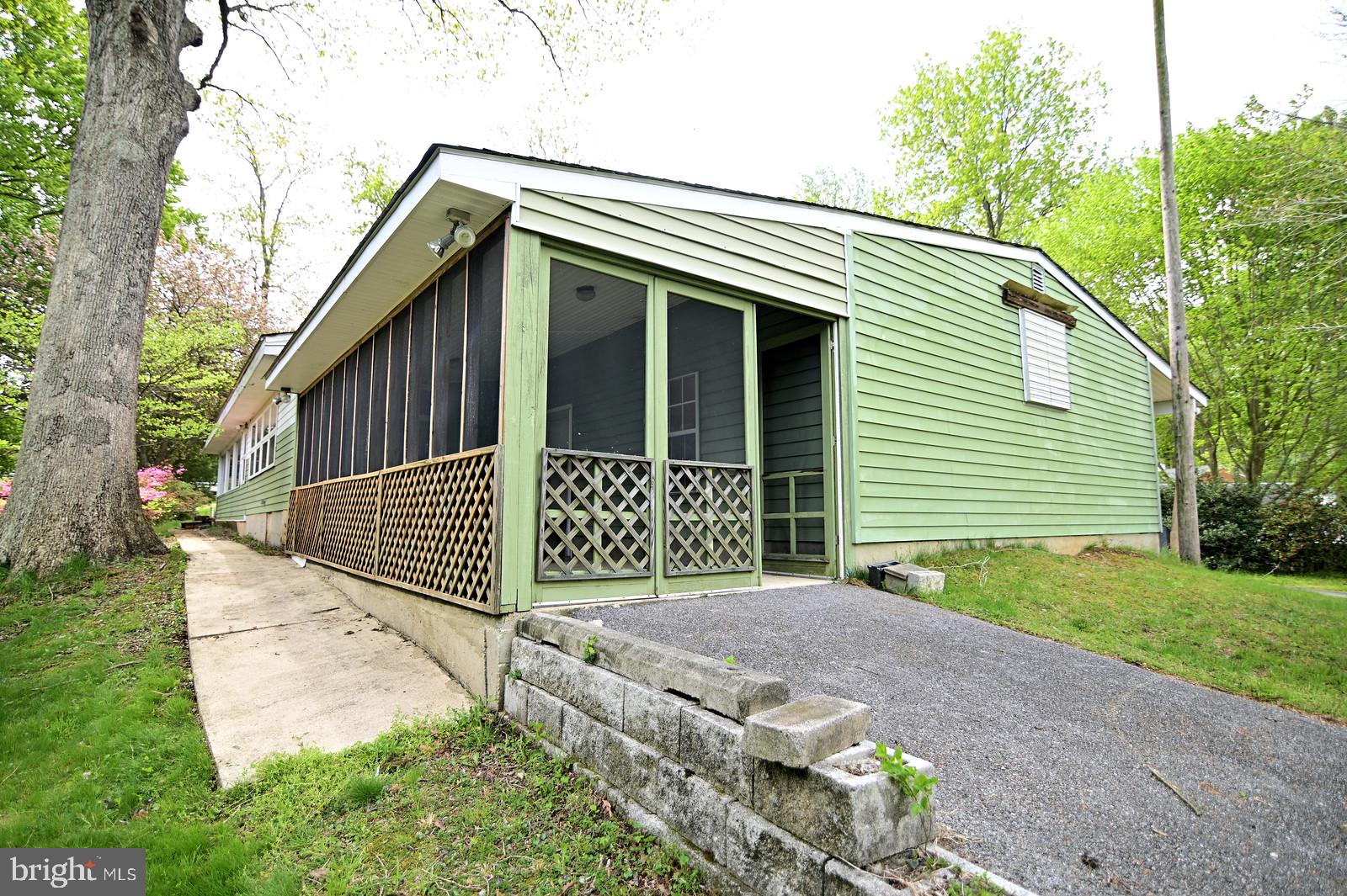 5380 Solomons Island Road Huntingtown, MD 20639 - Photo 14 of 48 FRONT PORCH