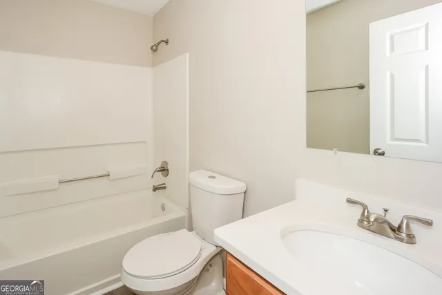 a house that has a garden