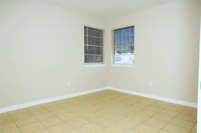 $850 | 123 West 6th Street, Freeport, TX 77541