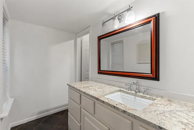 $4,250 | 735 Patterson Avenue, Austin, TX 78703