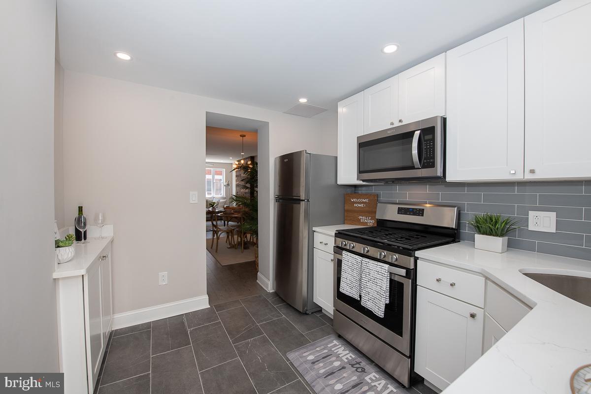 1207 Tree Street Philadelphia, PA 19148 - Photo 8 of 25 Gallery Image 8