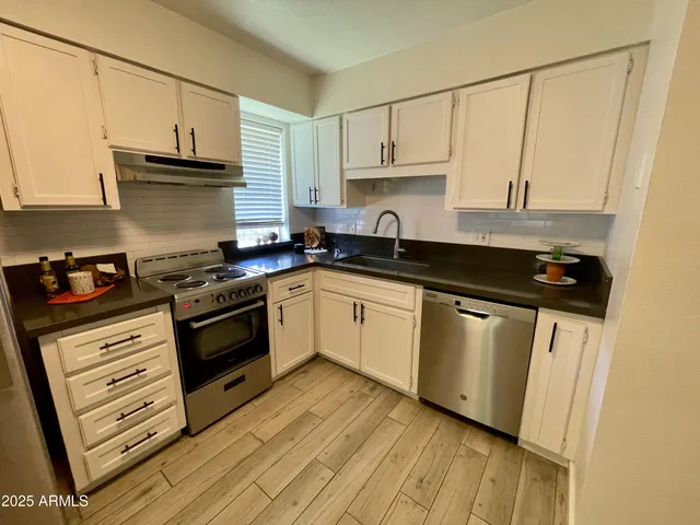 $2,195 | 4250 North 27th Street, Unit 4, Phoenix, AZ 85016