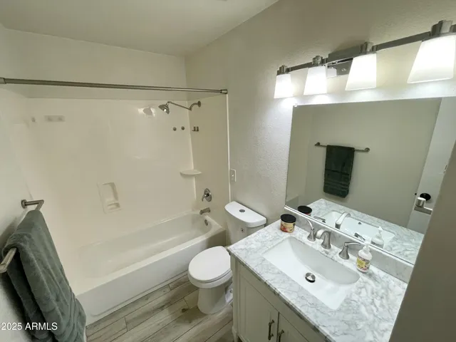 $2,195 | 4250 North 27th Street, Unit 4, Phoenix, AZ 85016