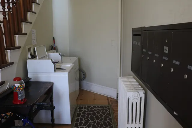 $1,800 | 160 North Main Street, St. Albans, VT 05478