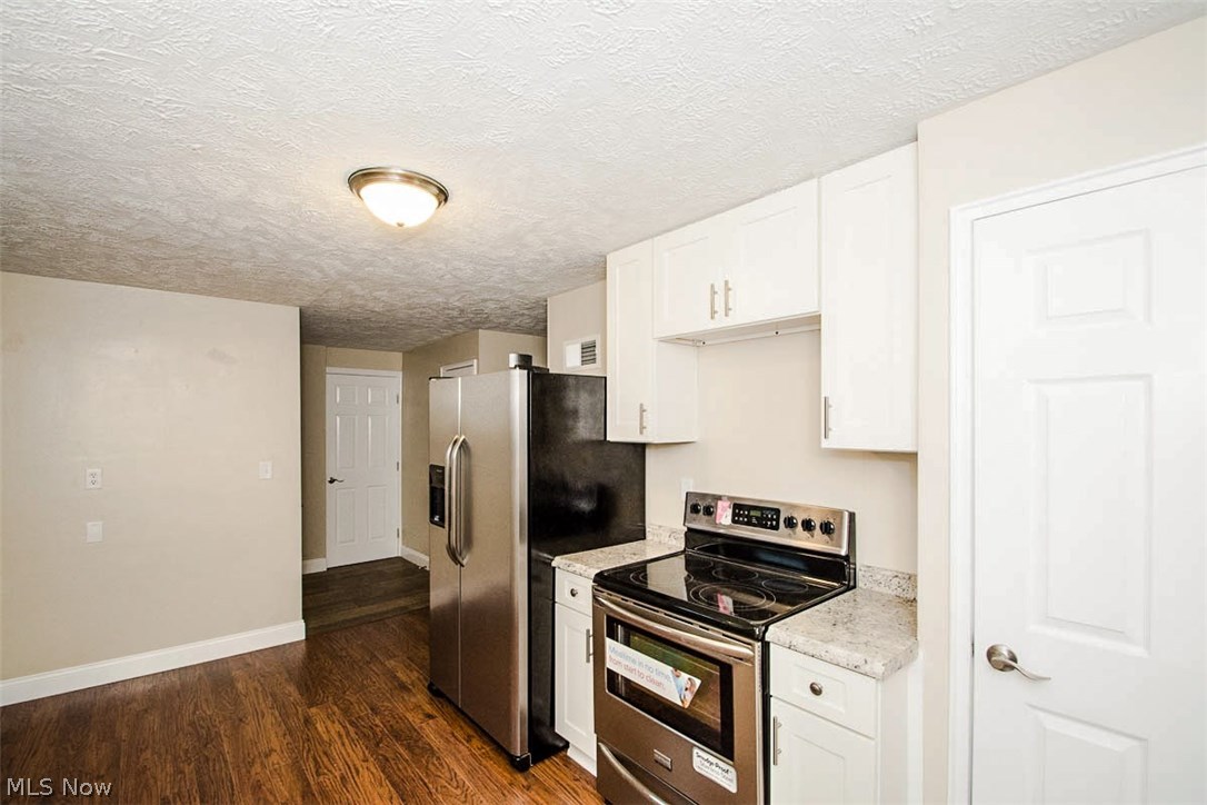 1812 Ferndale Road Northwest Canton, OH 44709 - Photo 10 of 27 Gallery Image 10