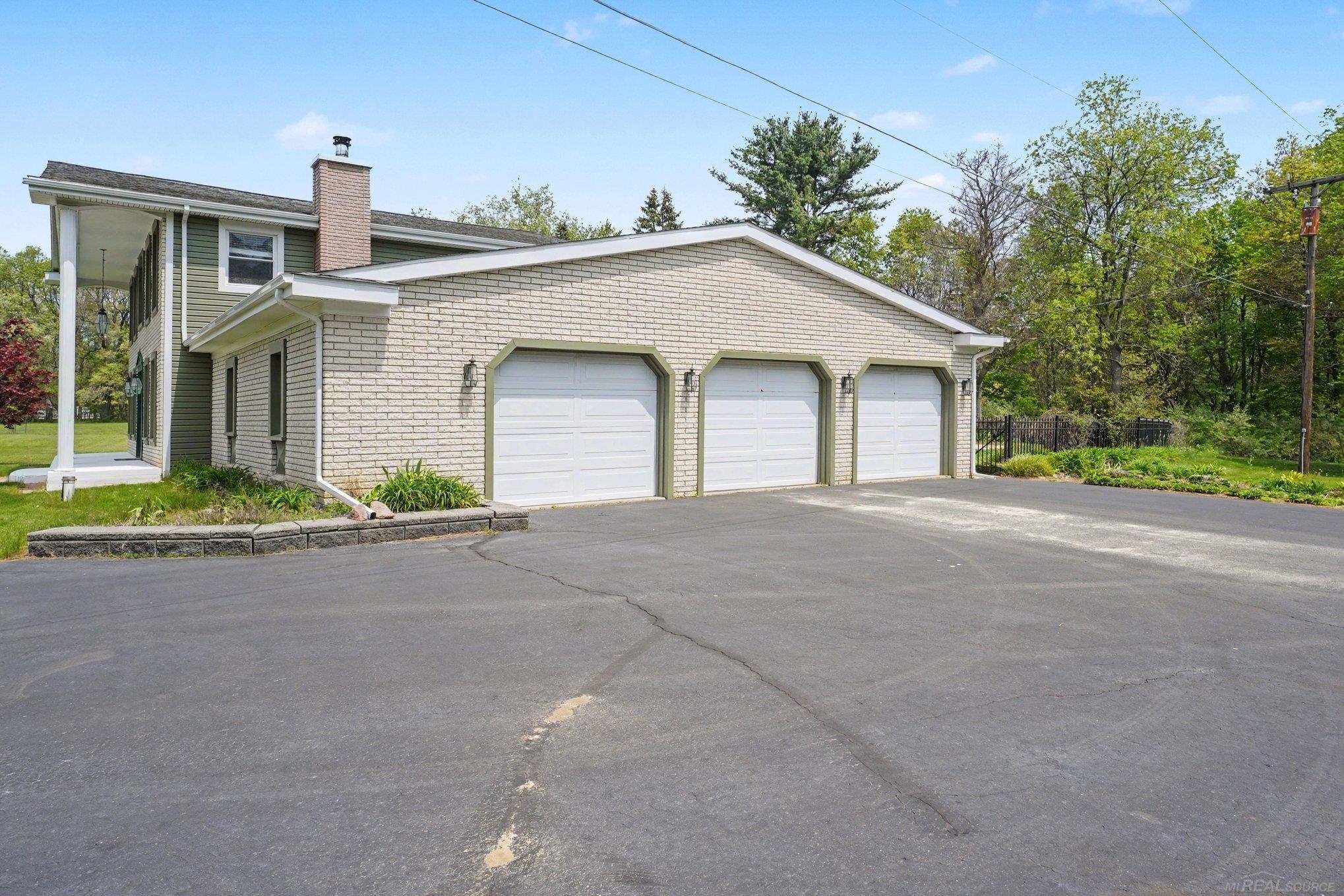 3285 Hosner Road Dryden, MI 48428 - Photo 5 of 37