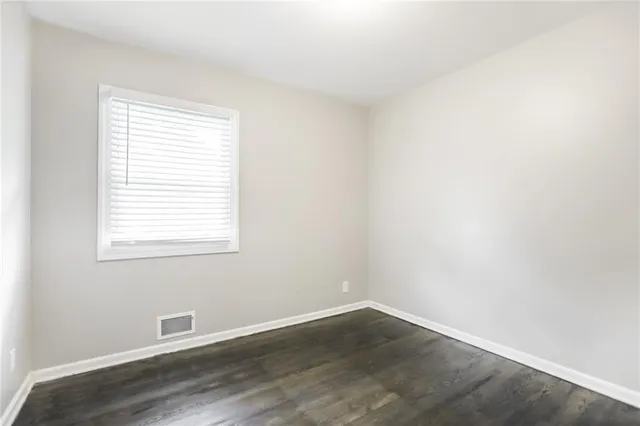 $1,905 | 6311 East 102nd Terrace, Kansas City, MO 64134