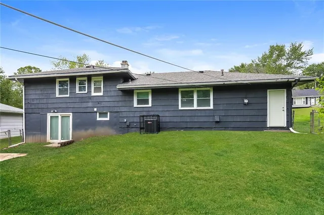 $1,905 | 6311 East 102nd Terrace, Kansas City, MO 64134