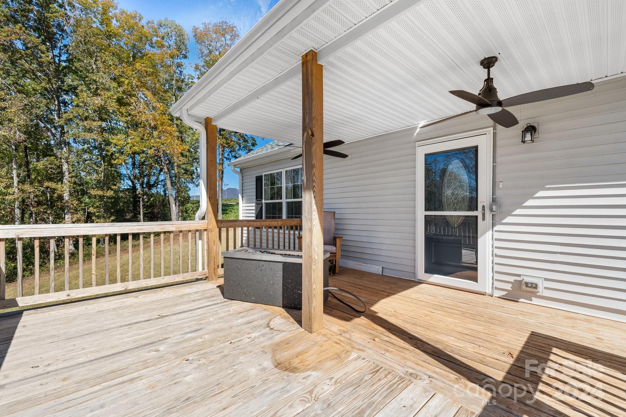 3011 Yancey Road Marion, NC 28752 - Photo 9 of 41 Gallery Image 9