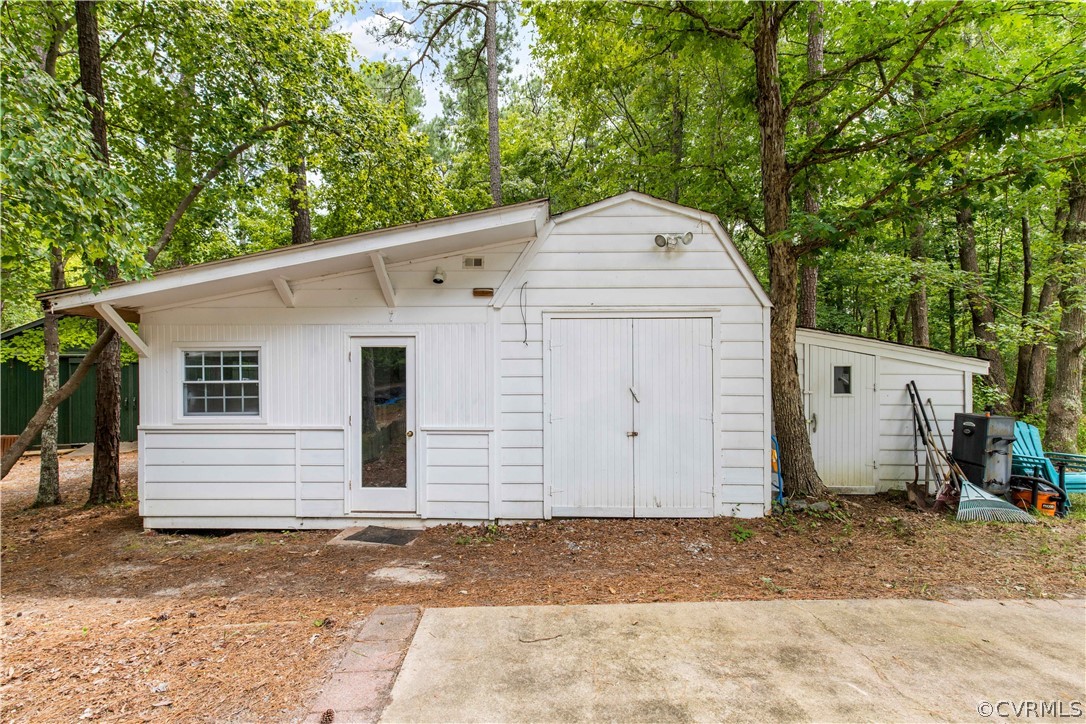11311 Beach Road Chesterfield, VA 23838 - Photo 40 of 50 Tiny House space with high speed internet.