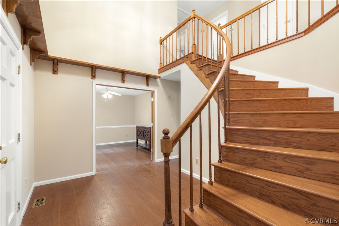 11311 Beach Road Chesterfield, VA 23838 - Photo 4 of 50 Foyer with curved staircase.