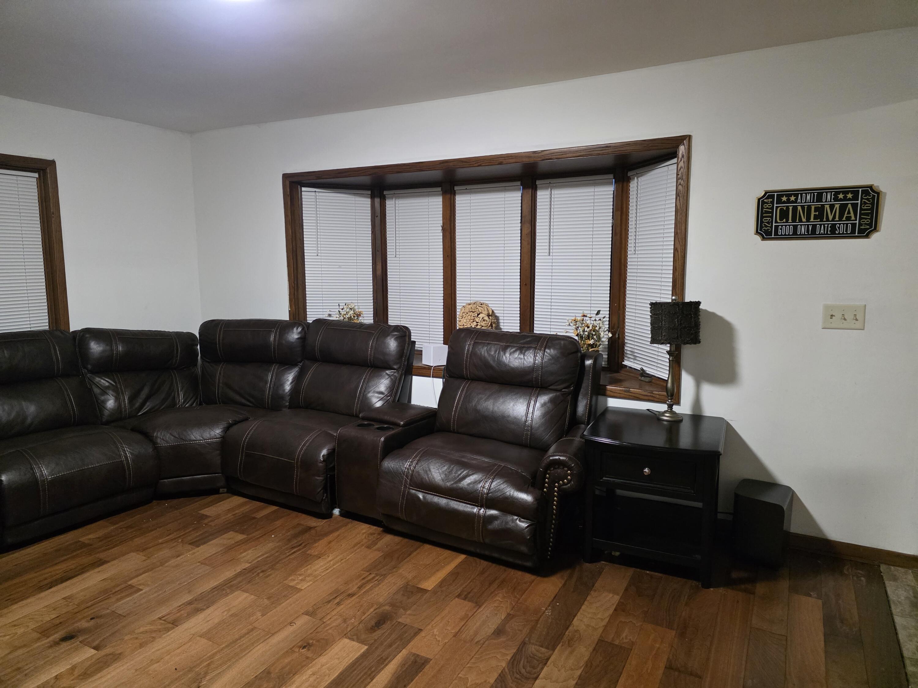 5874 North 79th Street Milwaukee, WI 53218 - Photo 6 of 28 Family Room