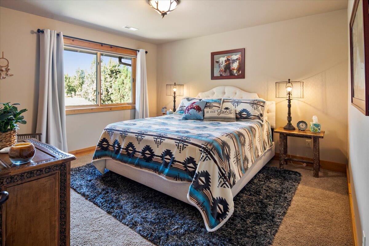 1777 Turnstone Road Redmond, OR 97756 - Photo 33 of 52 33 - 43-1777 Turnstone Rd, Redmond-43