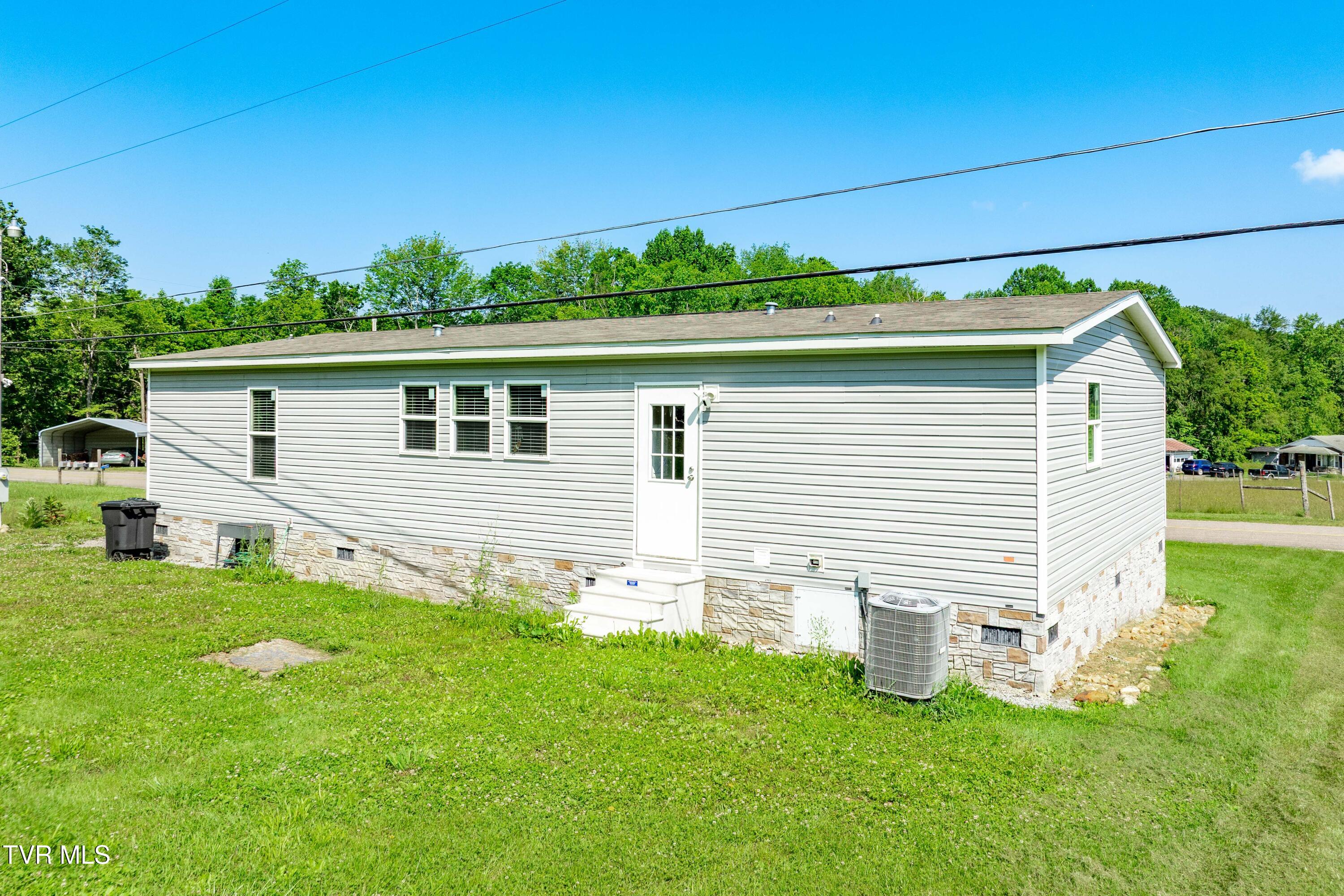 2639 Crackers Neck Road Mountain City, TN 37683 - Photo 33 of 50 2639 Crackers Neck Road (19 of 58)